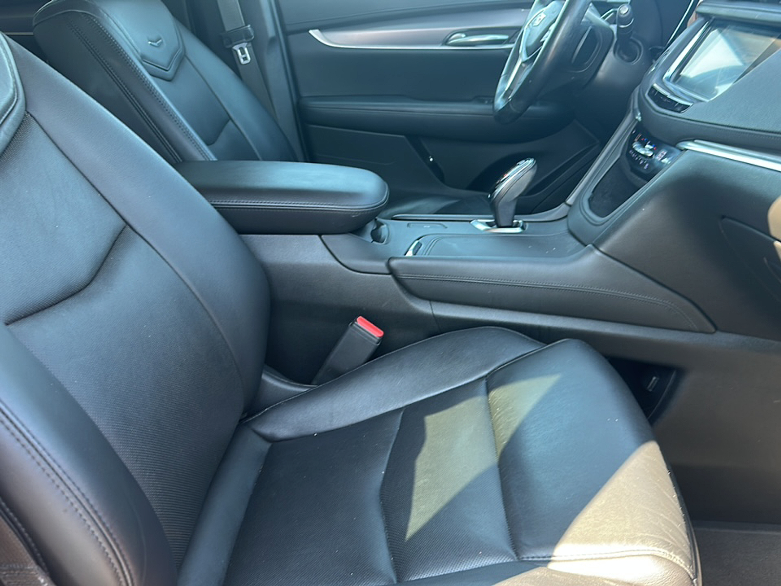 2019 Cadillac XT5 Luxury photo 4