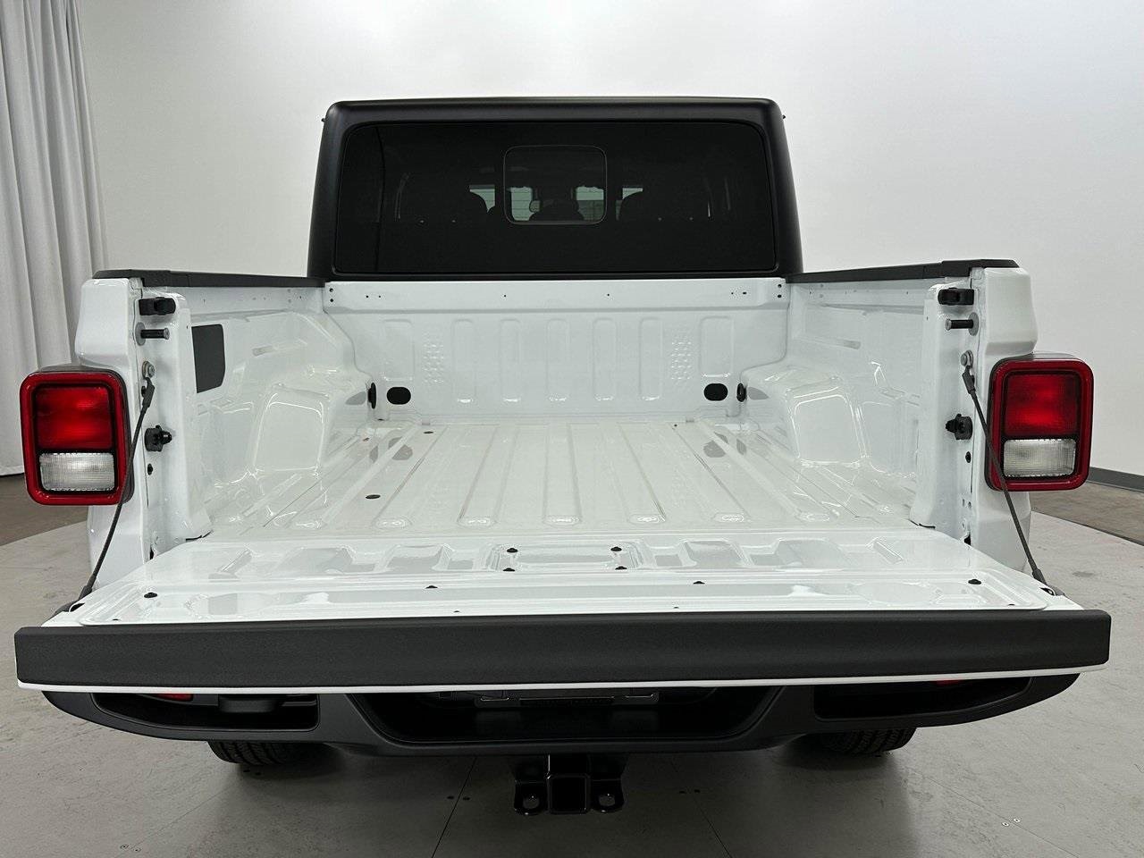 2025 Jeep Gladiator Sport S photo 20