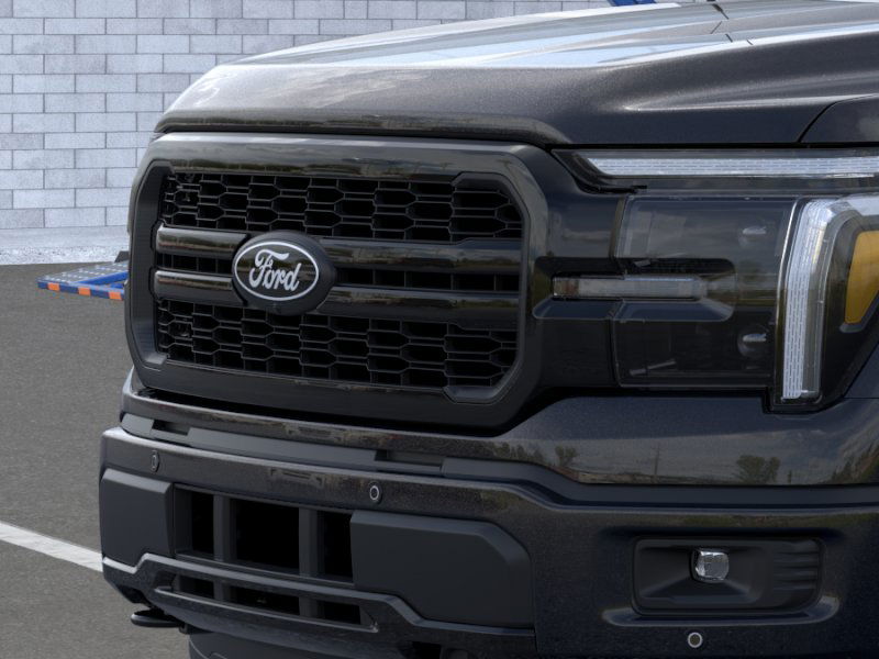 2025 Ford F-150 Lariat photo 17