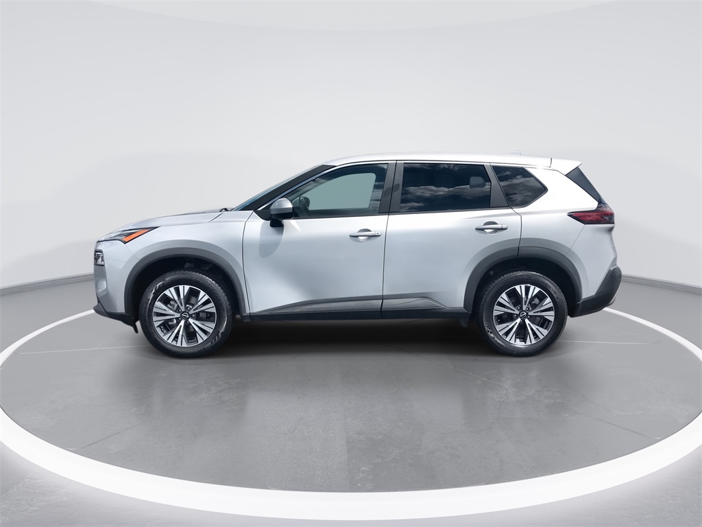 2023 Nissan Rogue SV photo 5