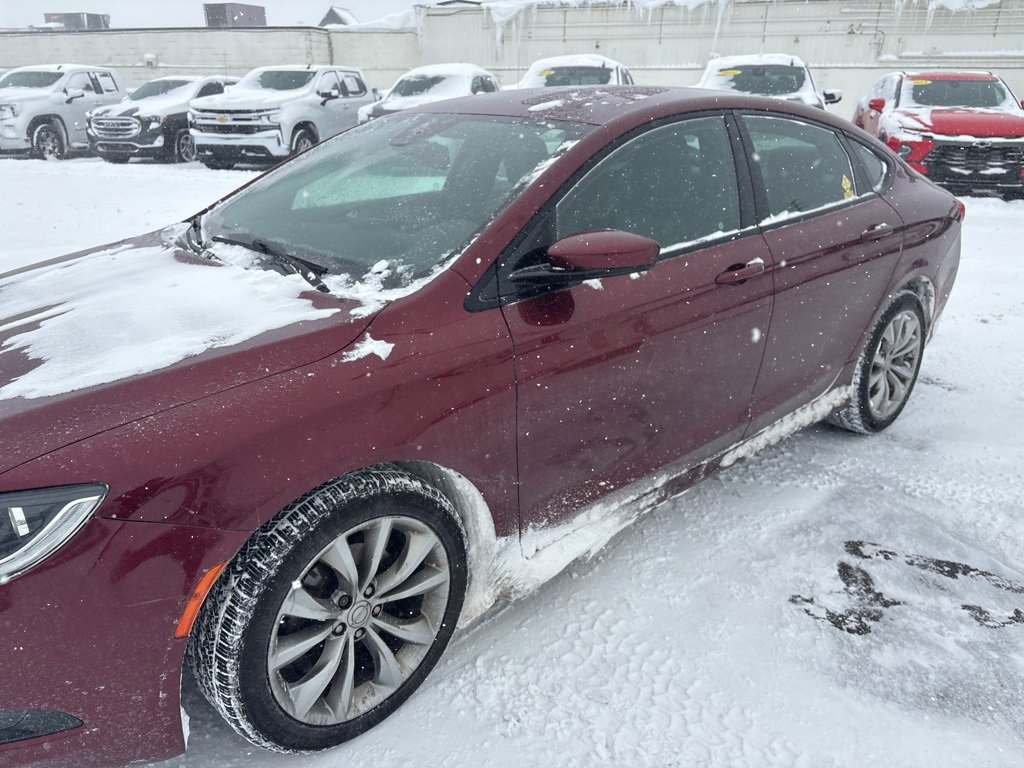 2016 Chrysler 200 S