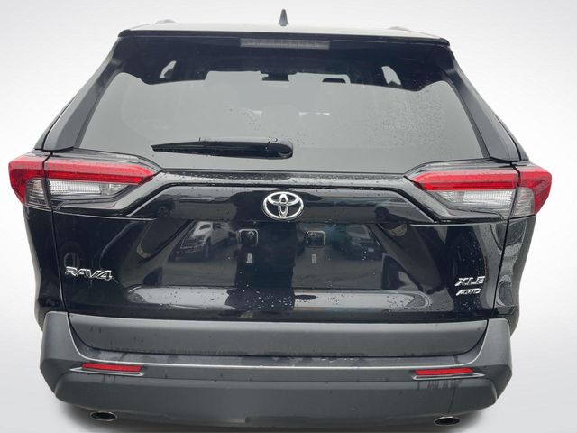2024 Toyota RAV4 XLE photo 4