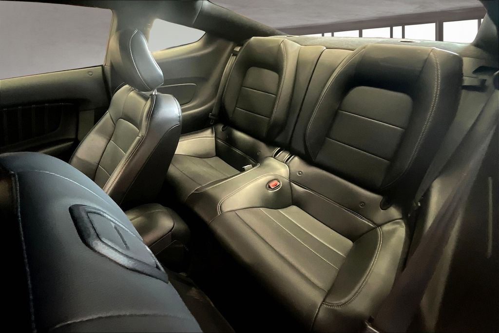 2021 Ford Mustang GT Premium photo 20