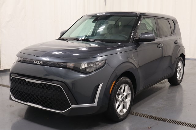2025 Kia Soul LX photo 4