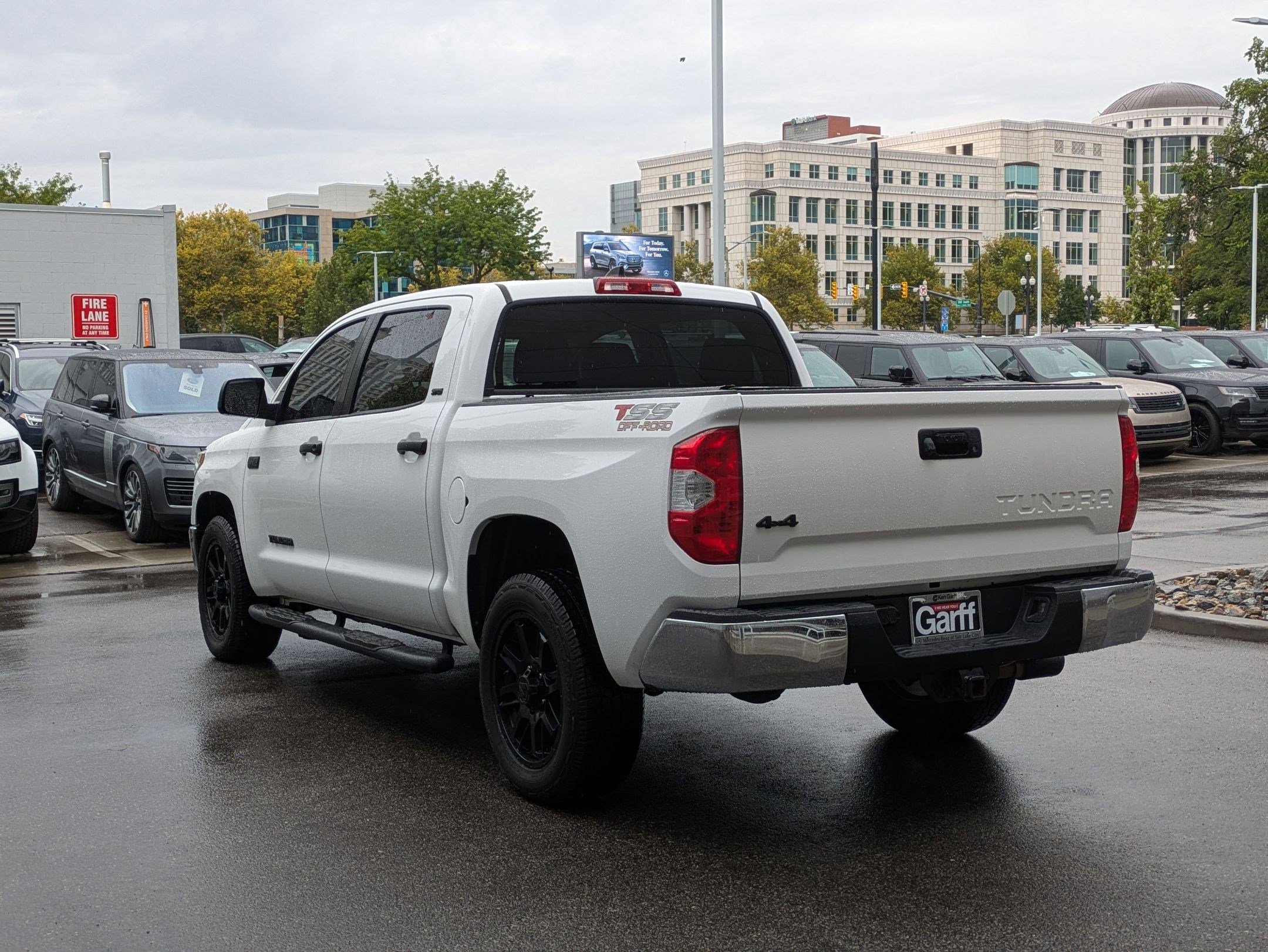 2020 Toyota Tundra SR5 Grade photo 5