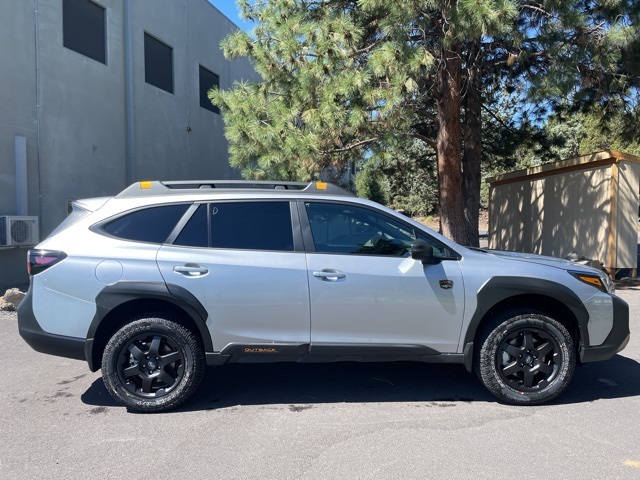 2025 Subaru Outback Wilderness photo 3