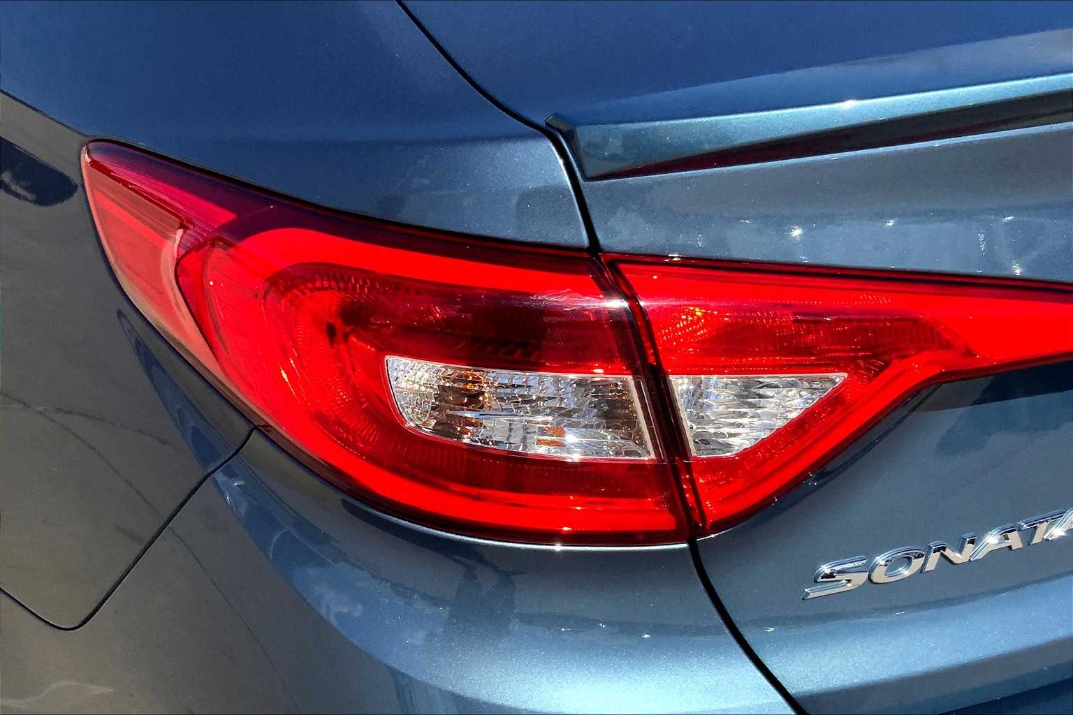 2016 Hyundai Sonata SE Eco photo 24