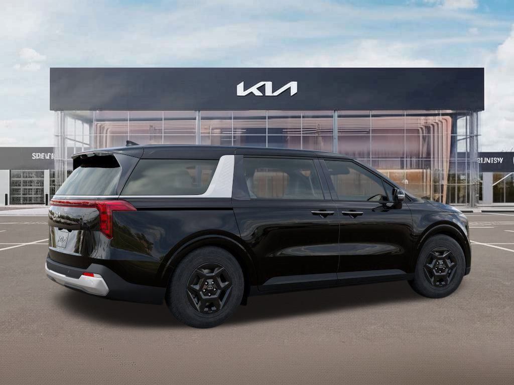 2026 Kia Carnival LXS photo 6