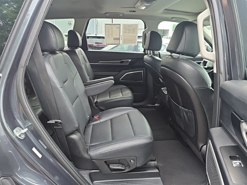 2022 Kia Telluride S photo 31