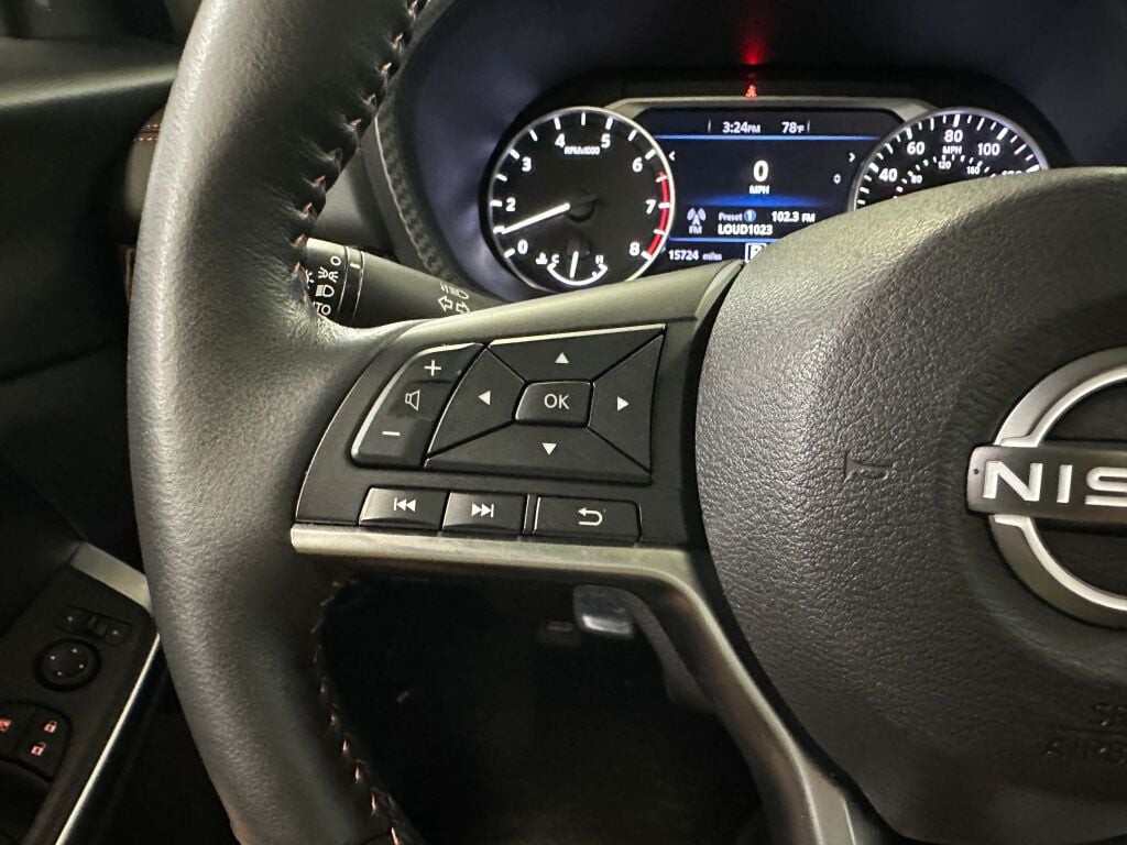 2024 Nissan Sentra SR photo 9