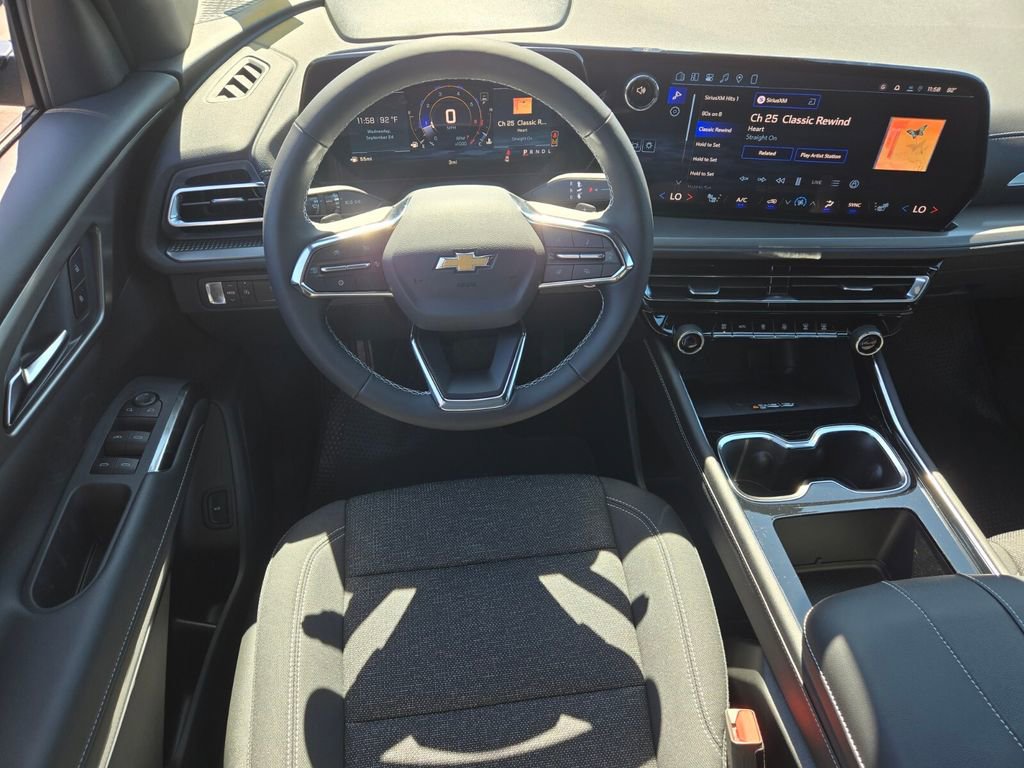 2026 Chevrolet Traverse photo 9