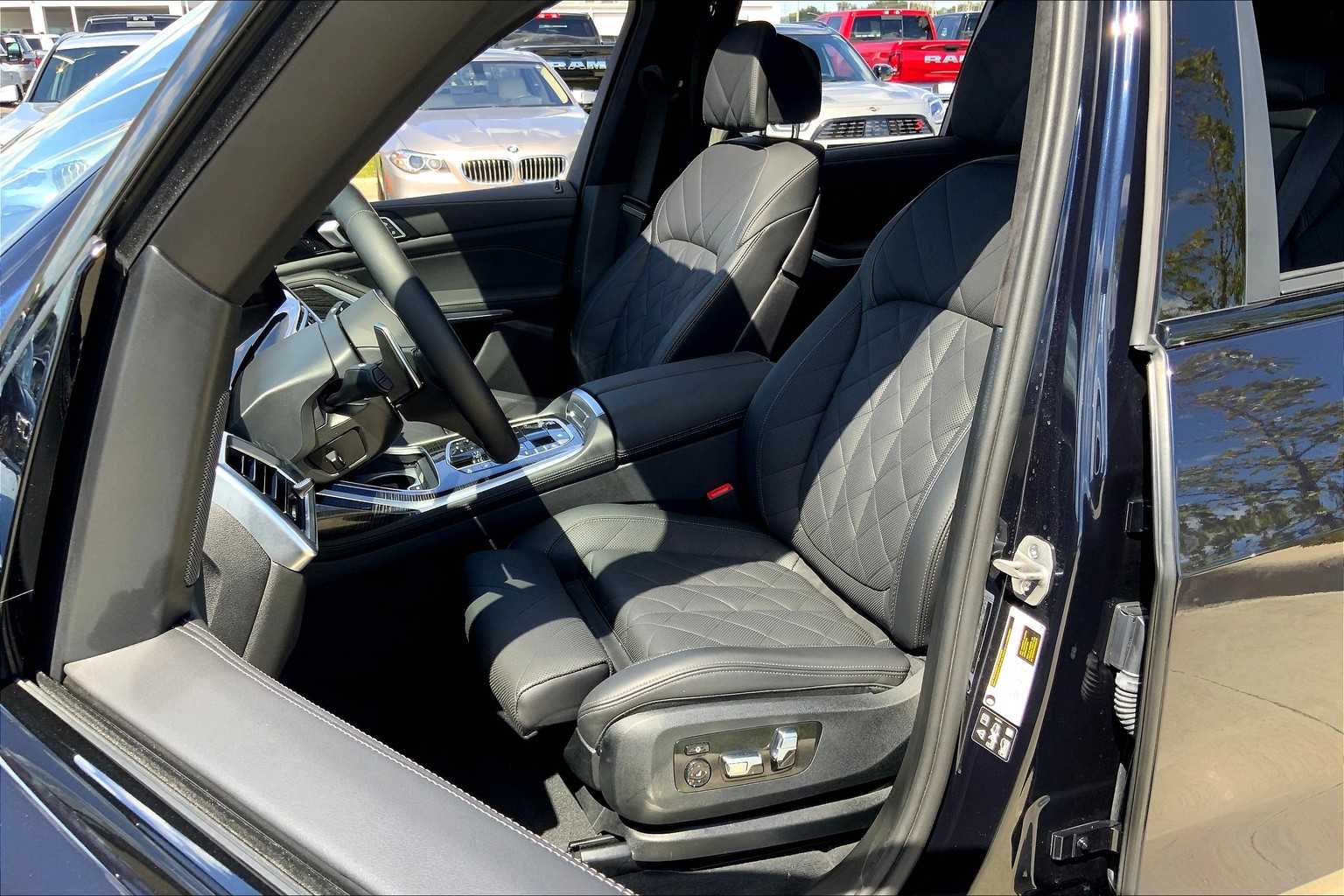 2025 Bmw X7 xDrive40i photo 4