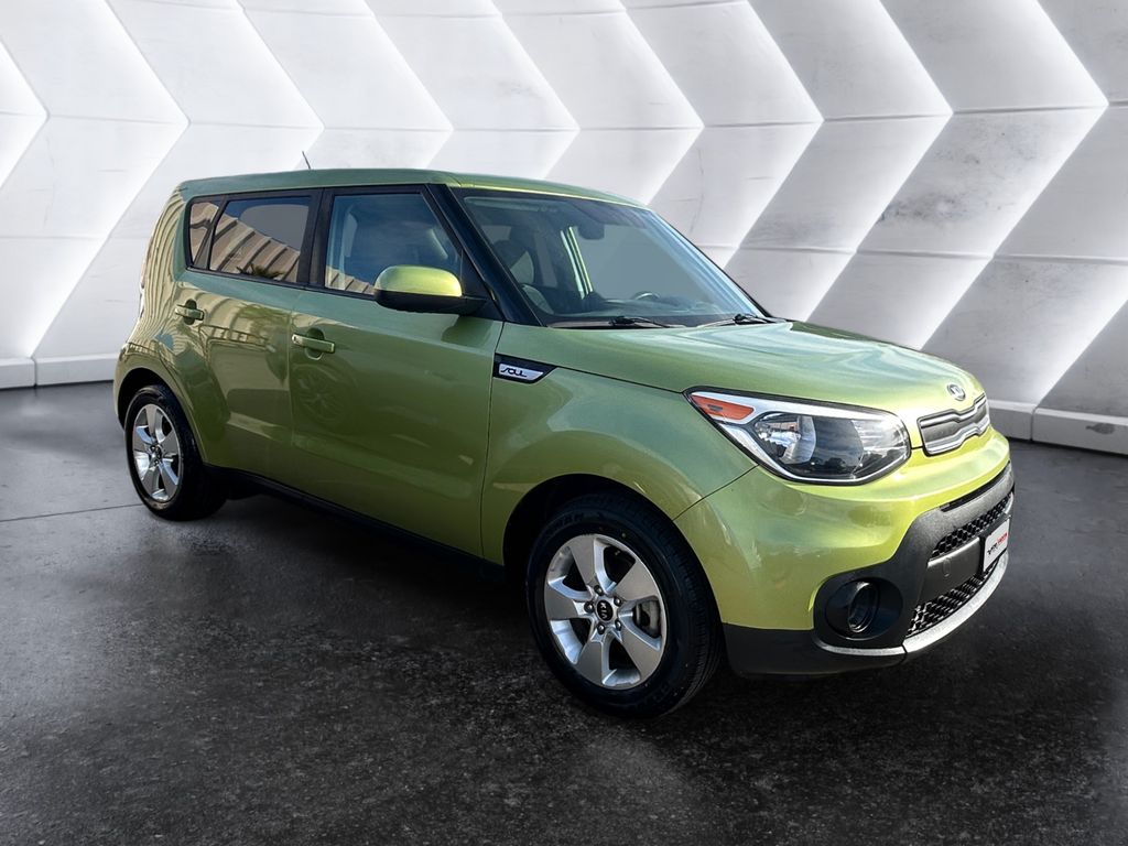 2017 Kia Soul Base's photo