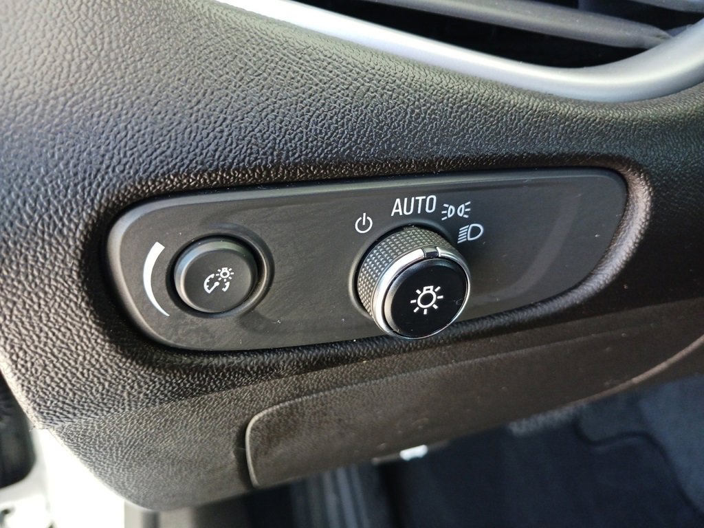 2024 Chevrolet Malibu 1LT photo 10