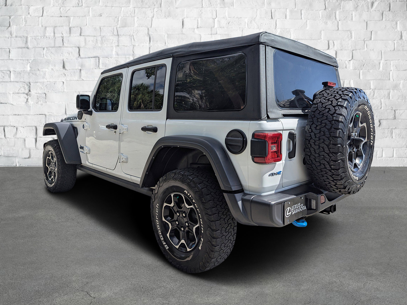 2022 Jeep Wrangler 4xe Unlimited Rubicon photo 6