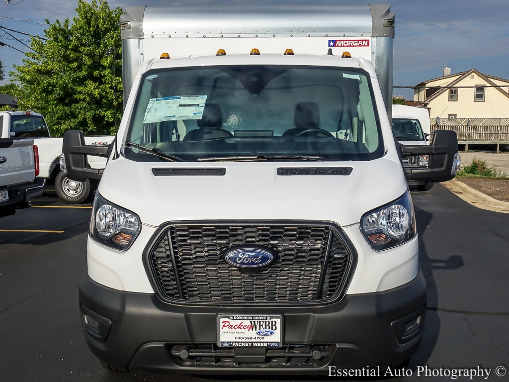 2024 Ford Transit Cutaway photo 5