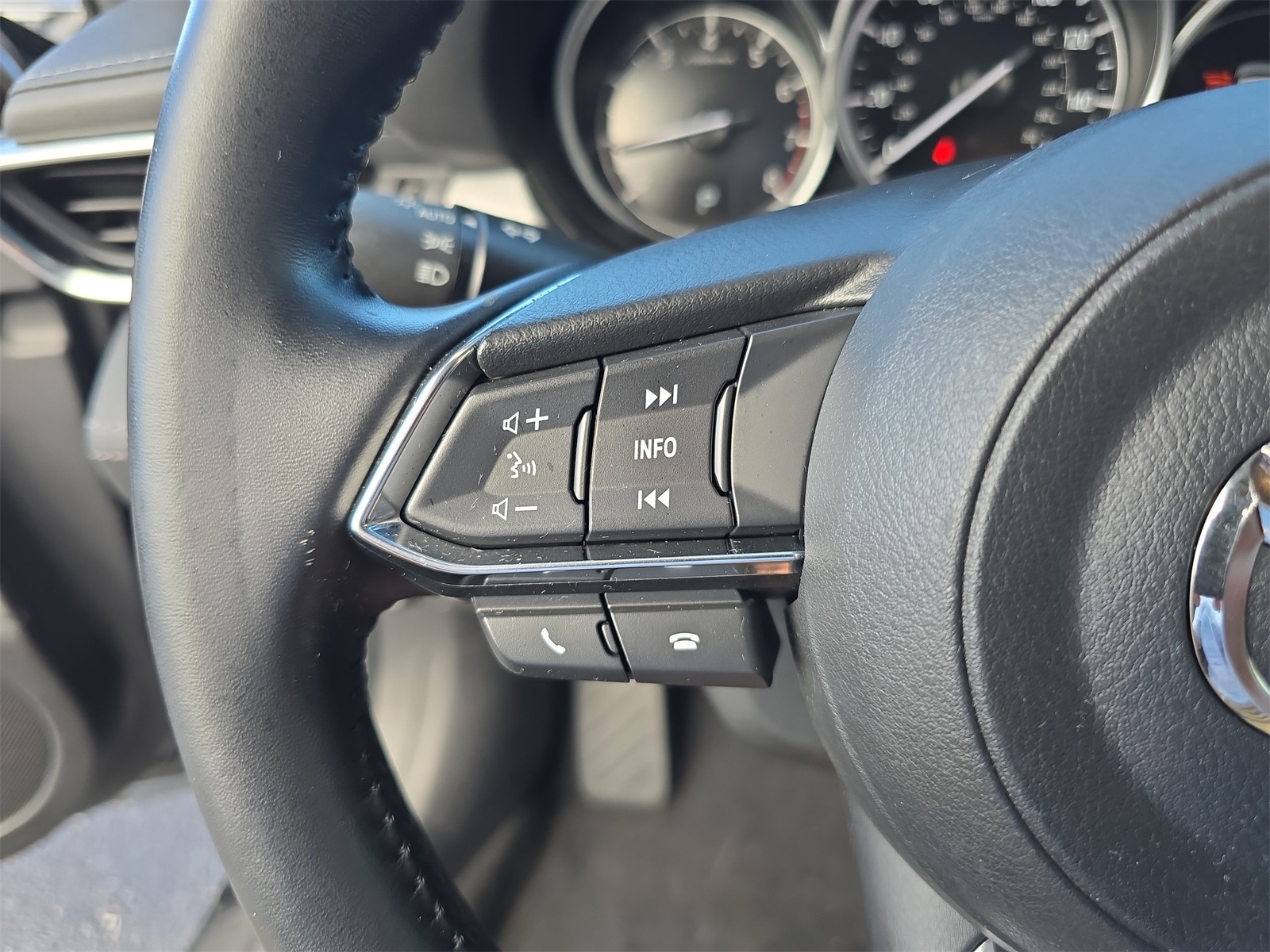 2020 Mazda Mazda6 Sport photo 22