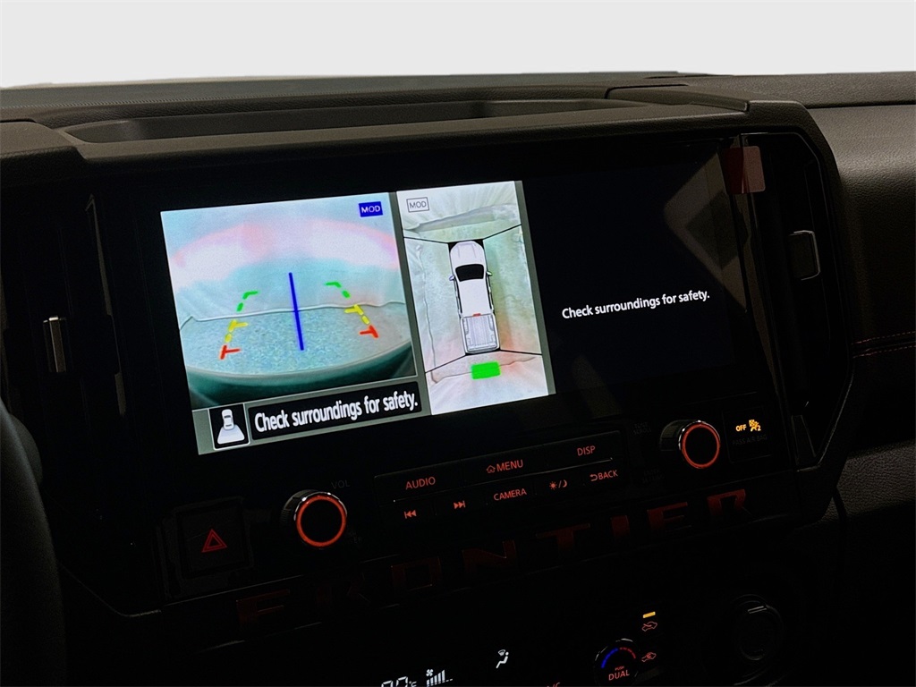 2025 Nissan Frontier PRO-4X photo 26
