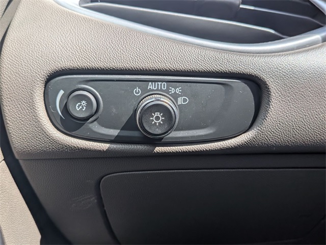 2023 Chevrolet Malibu 1LT photo 21