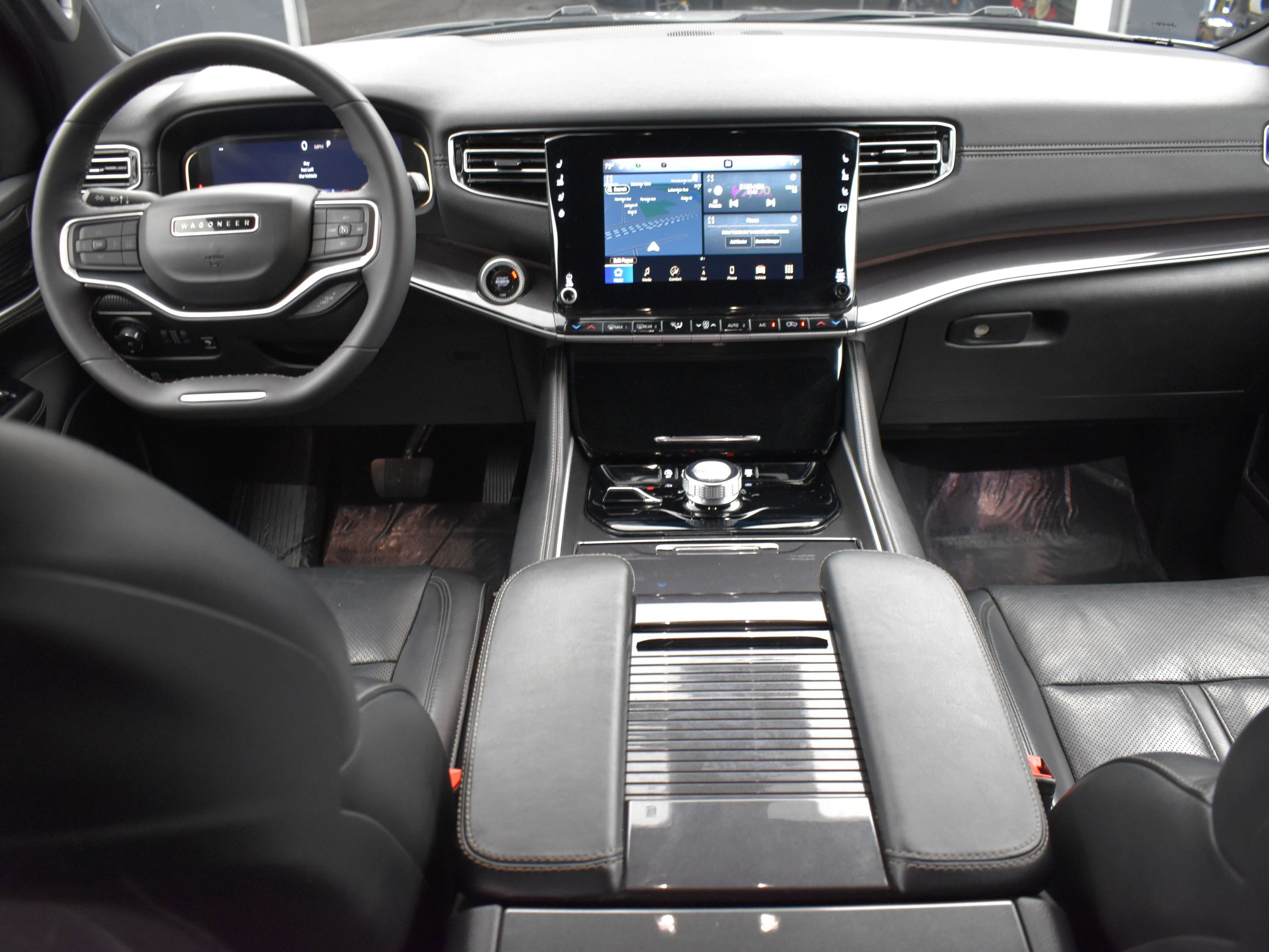 2024 Jeep Wagoneer L Base photo 17