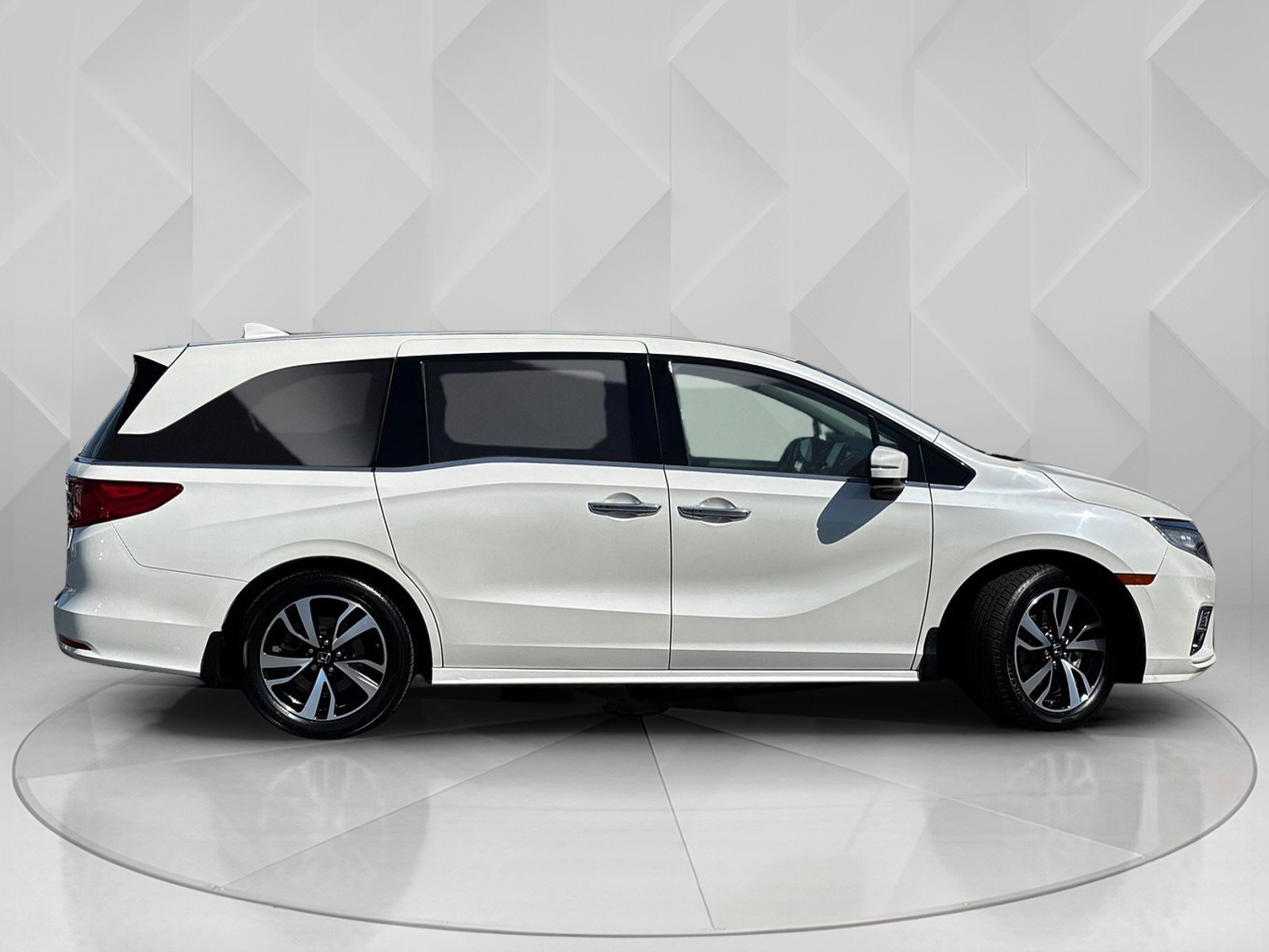 2018 Honda Odyssey Elite photo 6
