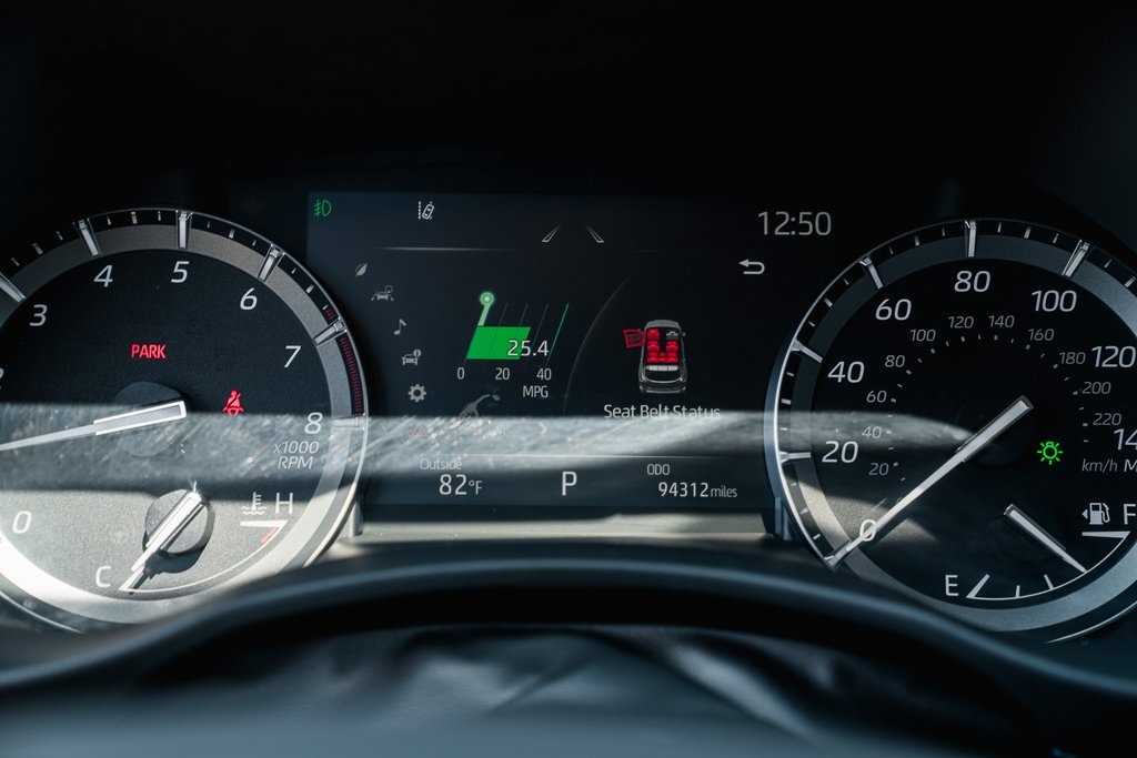 2021 Toyota Highlander XLE photo 15