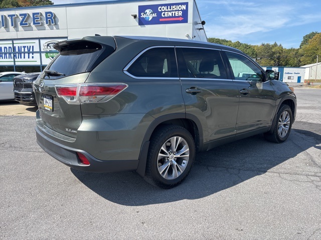 2015 Toyota Highlander XLE photo 3