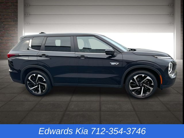 2023 Mitsubishi Outlander PHEV SE photo 2