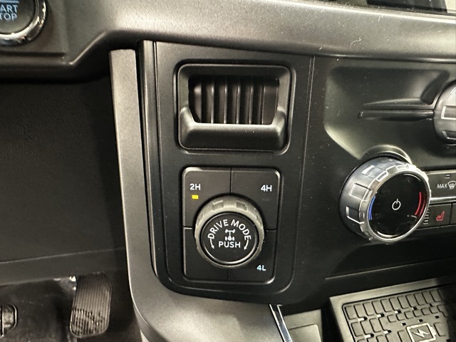 2025 Ford F-150 XLT photo 27