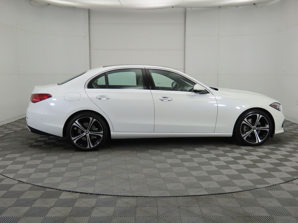 2025 Mercedes Benz C 300 photo 4