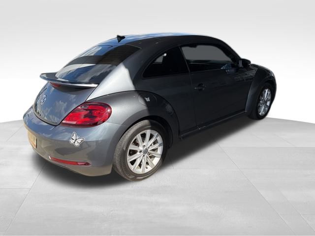 2017 Volkswagen Beetle 1.8T SE photo 5