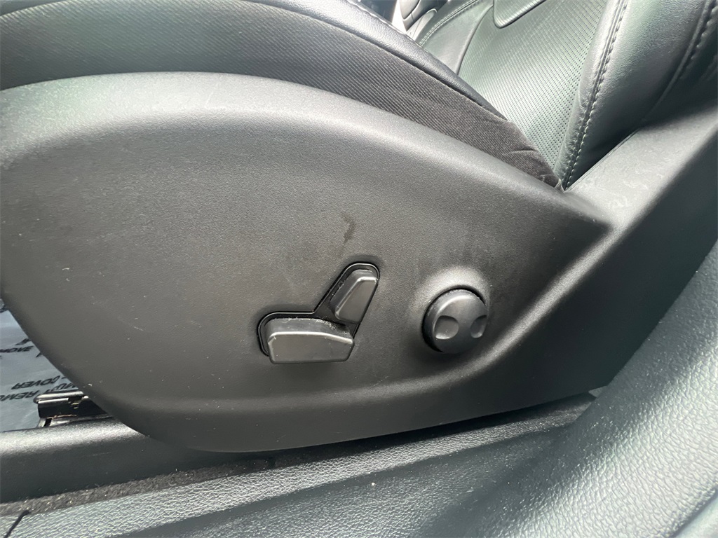 2023 Jeep Cherokee Altitude photo 29