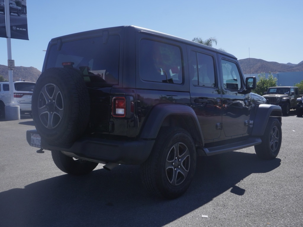 2019 Jeep Wrangler Sport S photo 3