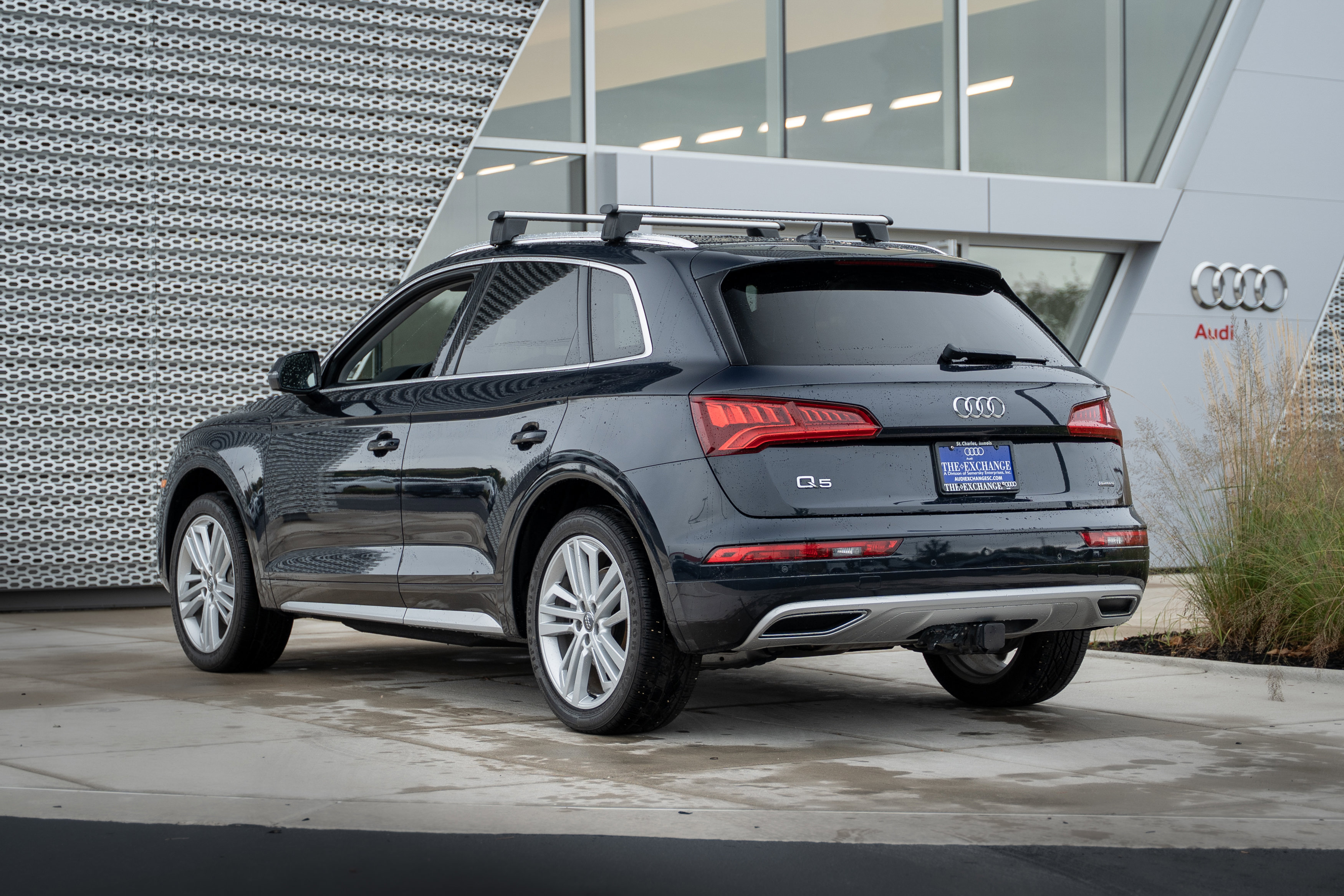 2019 Audi Q5 Premium Plus photo 2