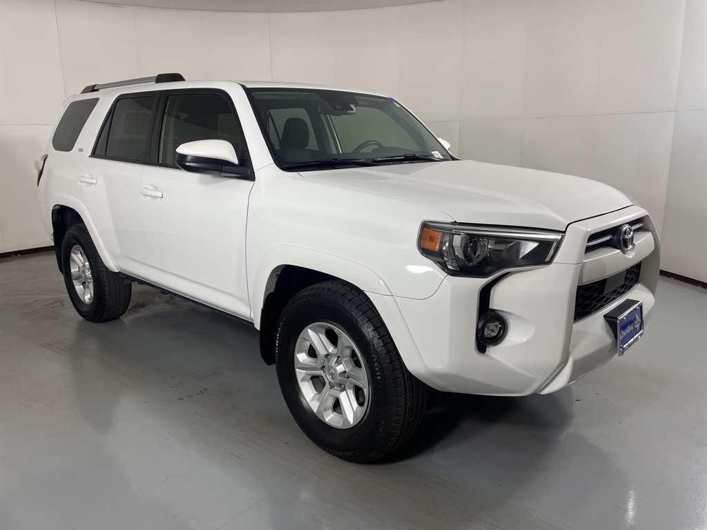 2024 Toyota 4Runner SR5 photo 2