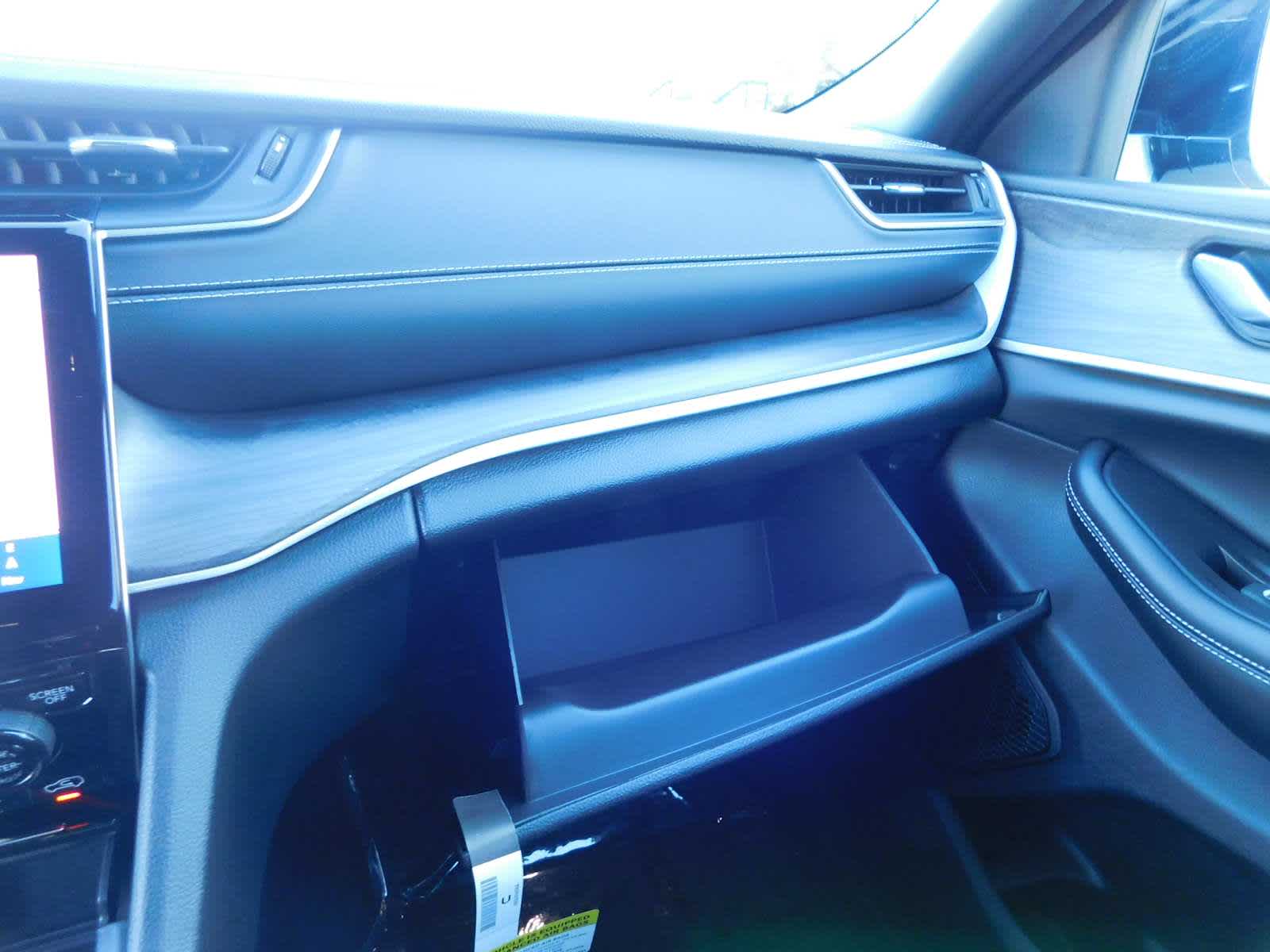 2025 Jeep Grand Cherokee Limited photo 39
