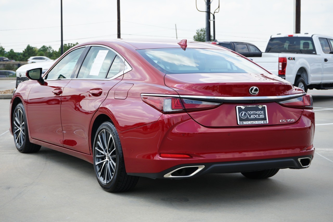 2025 Lexus ES 350 photo 8