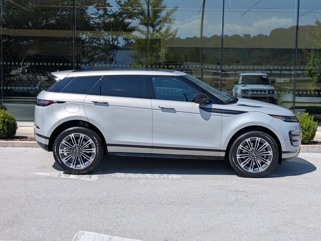 2026 Land Rover Range Rover Evoque Dynamic SE photo 6