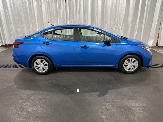 2024 Nissan Versa 1.6 S photo 2