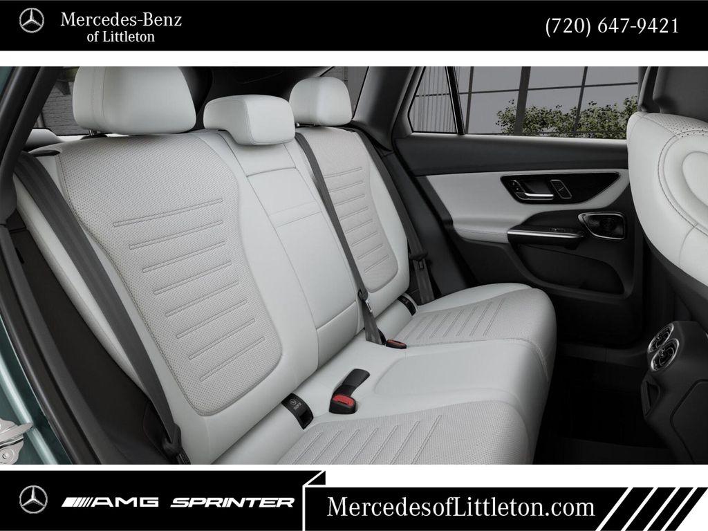 2026 Mercedes Benz GLC 300 4MATIC photo 4