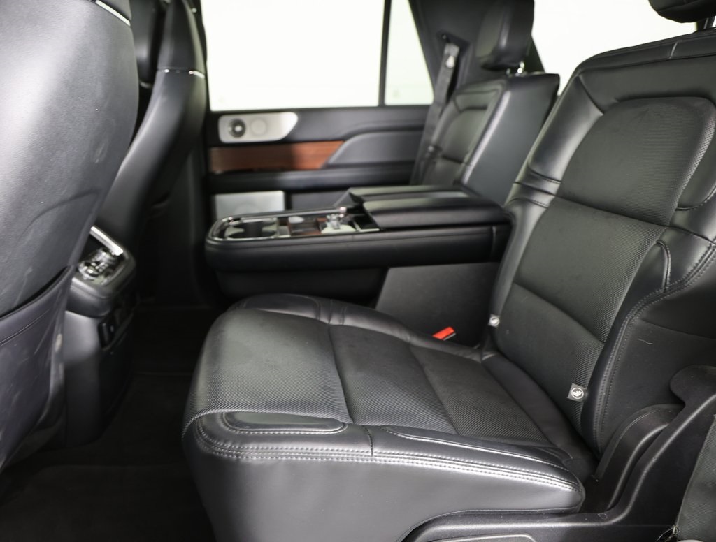 2021 Lincoln Navigator Reserve photo 2