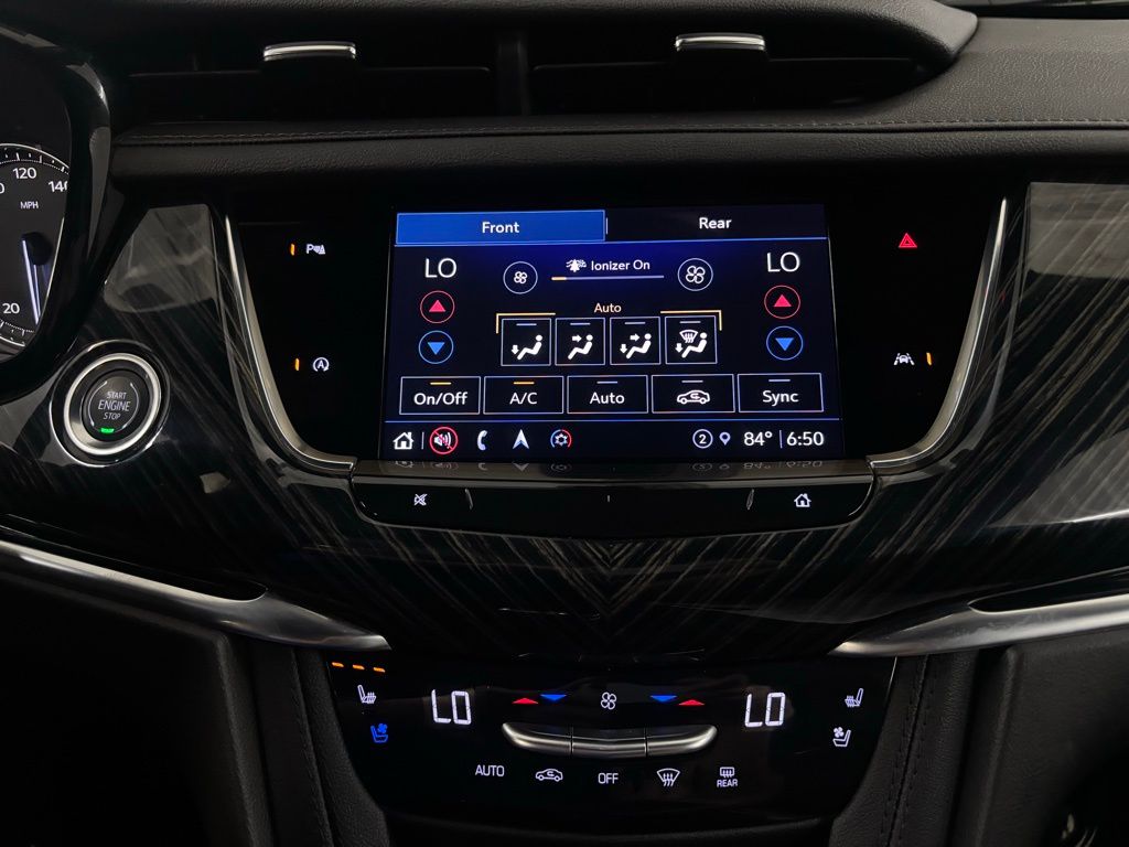2025 Cadillac XT6 Premium Luxury photo 25
