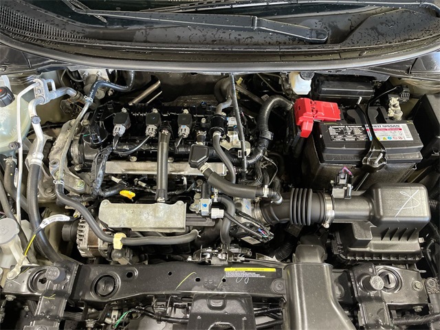 2023 Nissan Versa 1.6 SV photo 24