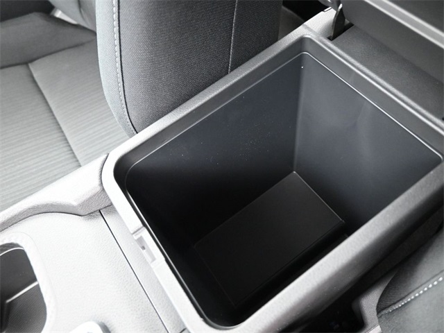 2025 Nissan Sentra SV photo 29