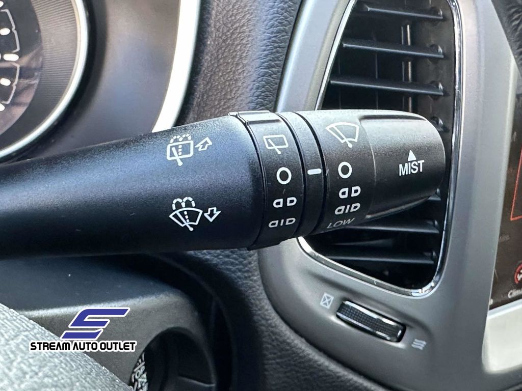 2018 Jeep Compass Latitude photo 23