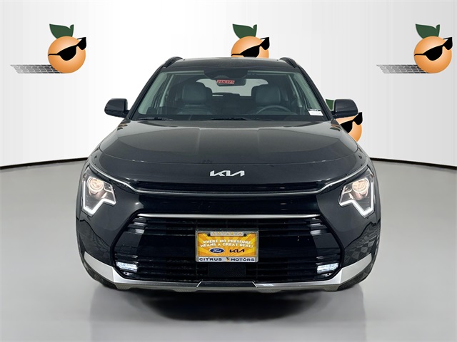 2025 Kia Niro EX Touring photo 2