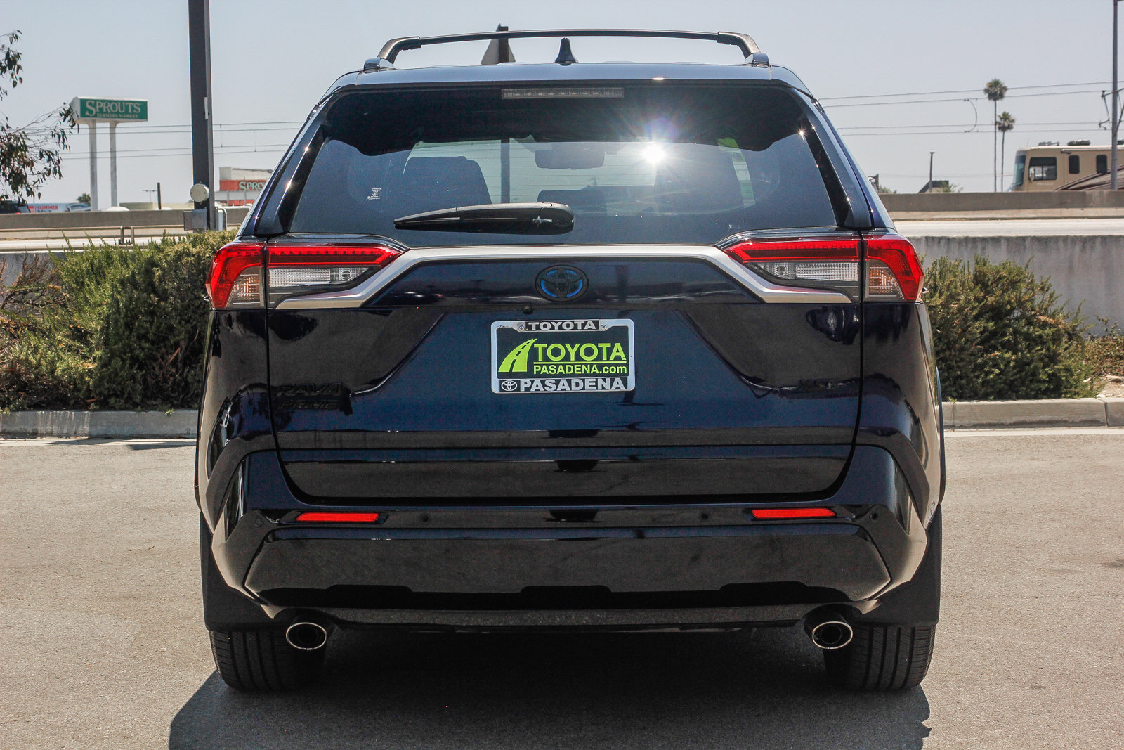 2021 Toyota RAV4 Prime XSE photo 6