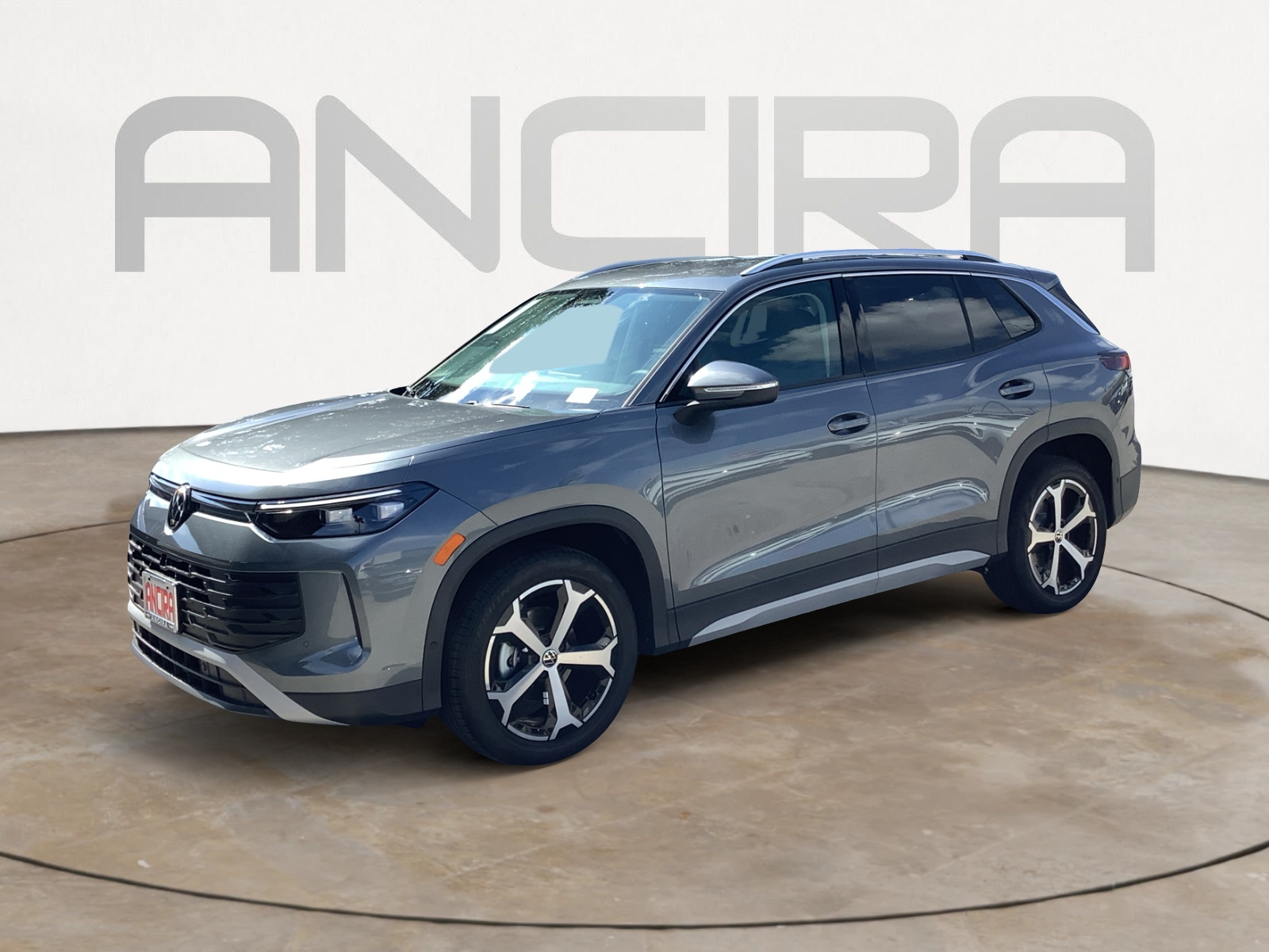 2025 Volkswagen Tiguan SE photo 3
