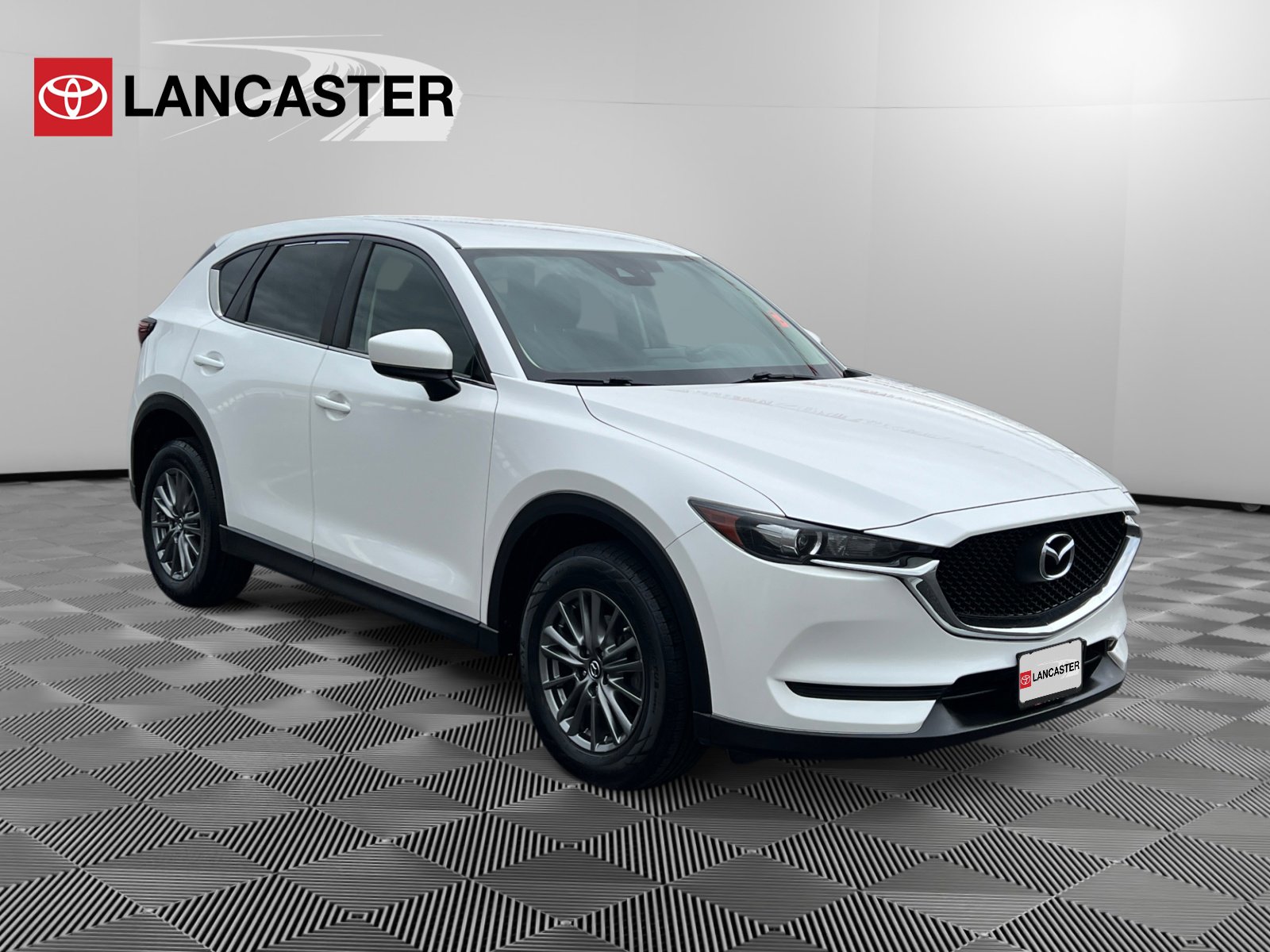 2018 Mazda CX-5 Sport's photo