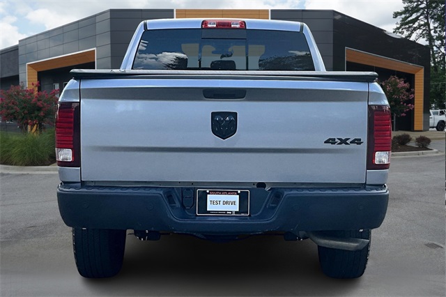 2020 Ram 1500 Classic Warlock photo 5